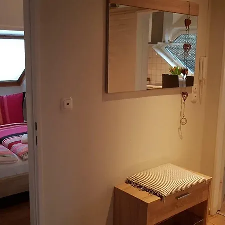 Pematra Unterm Dach Lejlighed *